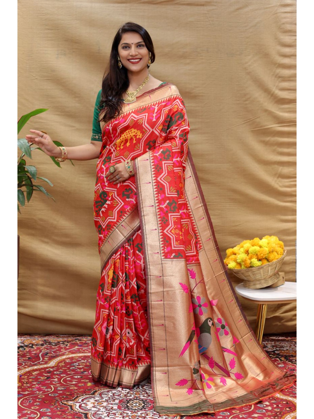 

amirat Ethnic Motifs Woven Design Zari Pure Silk Patola Saree, Red