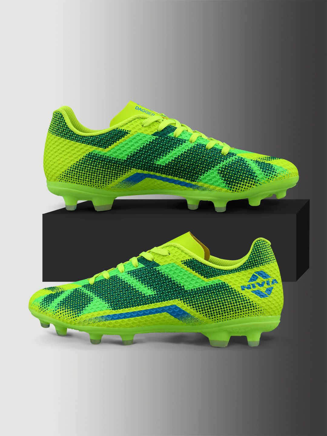 

NIVIA Men Football Shoes, Green