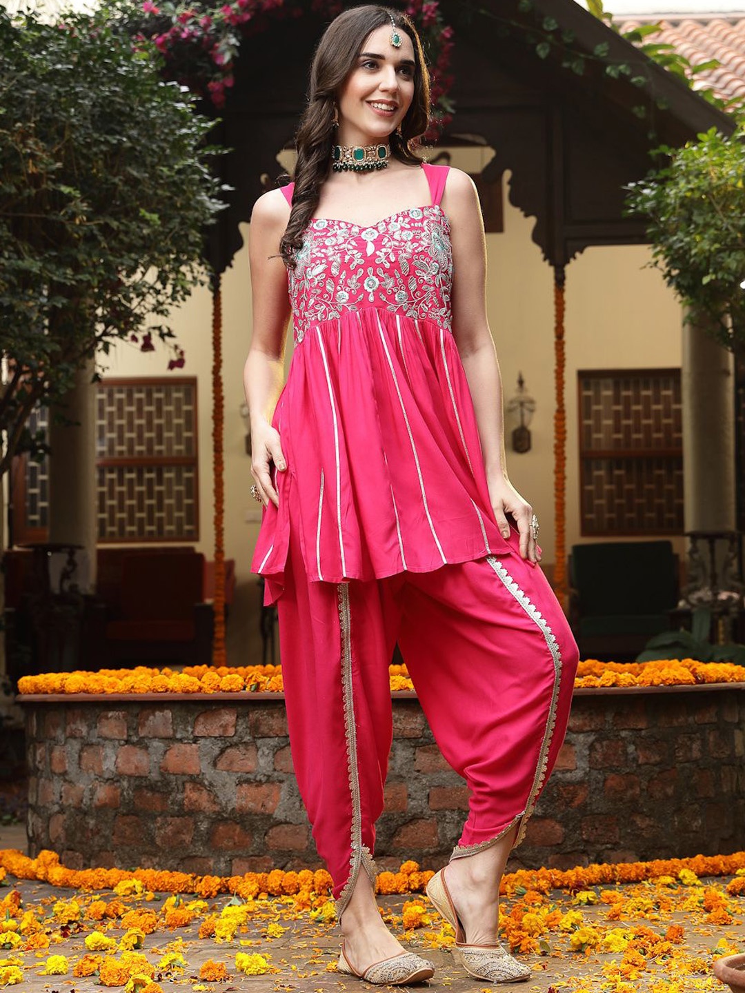 

Stylum Floral Yoke Design Empire Shoulder Straps Embroidered A-Line Kurti With Dhoti Pants, Pink