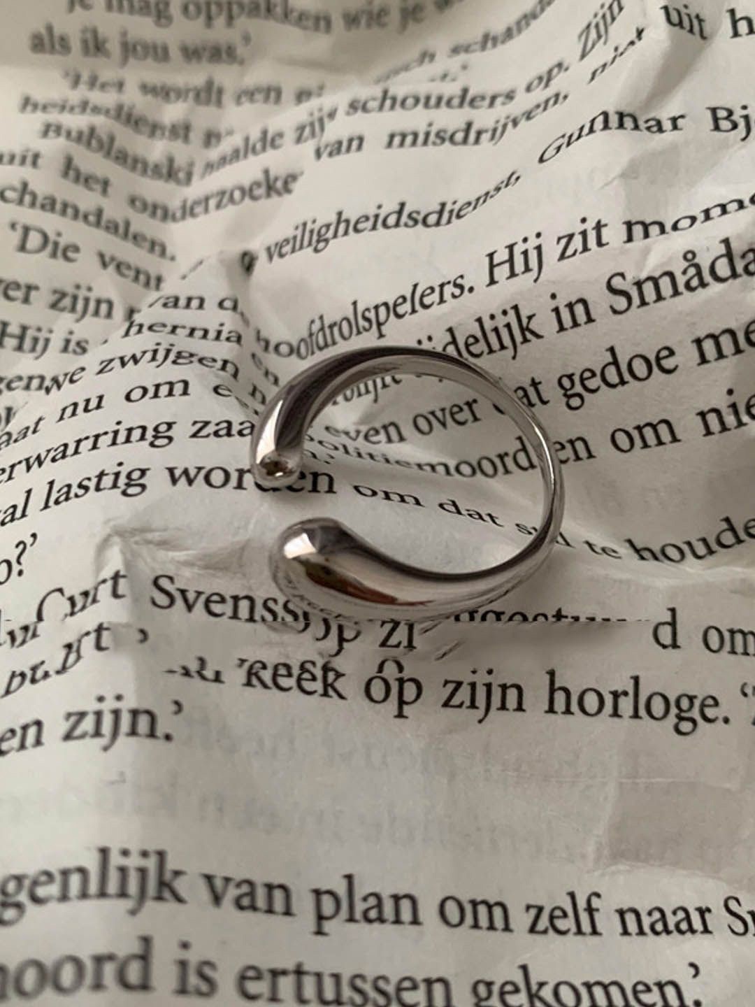

StyleCast Elegant Silver-Toned Adjustable Finger Ring