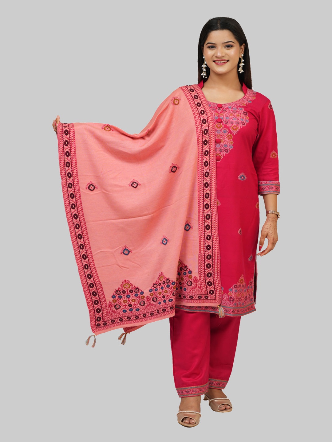 

Tones-N-Shades Floral Woven Design Velvet Unstitched Dress Material, Peach