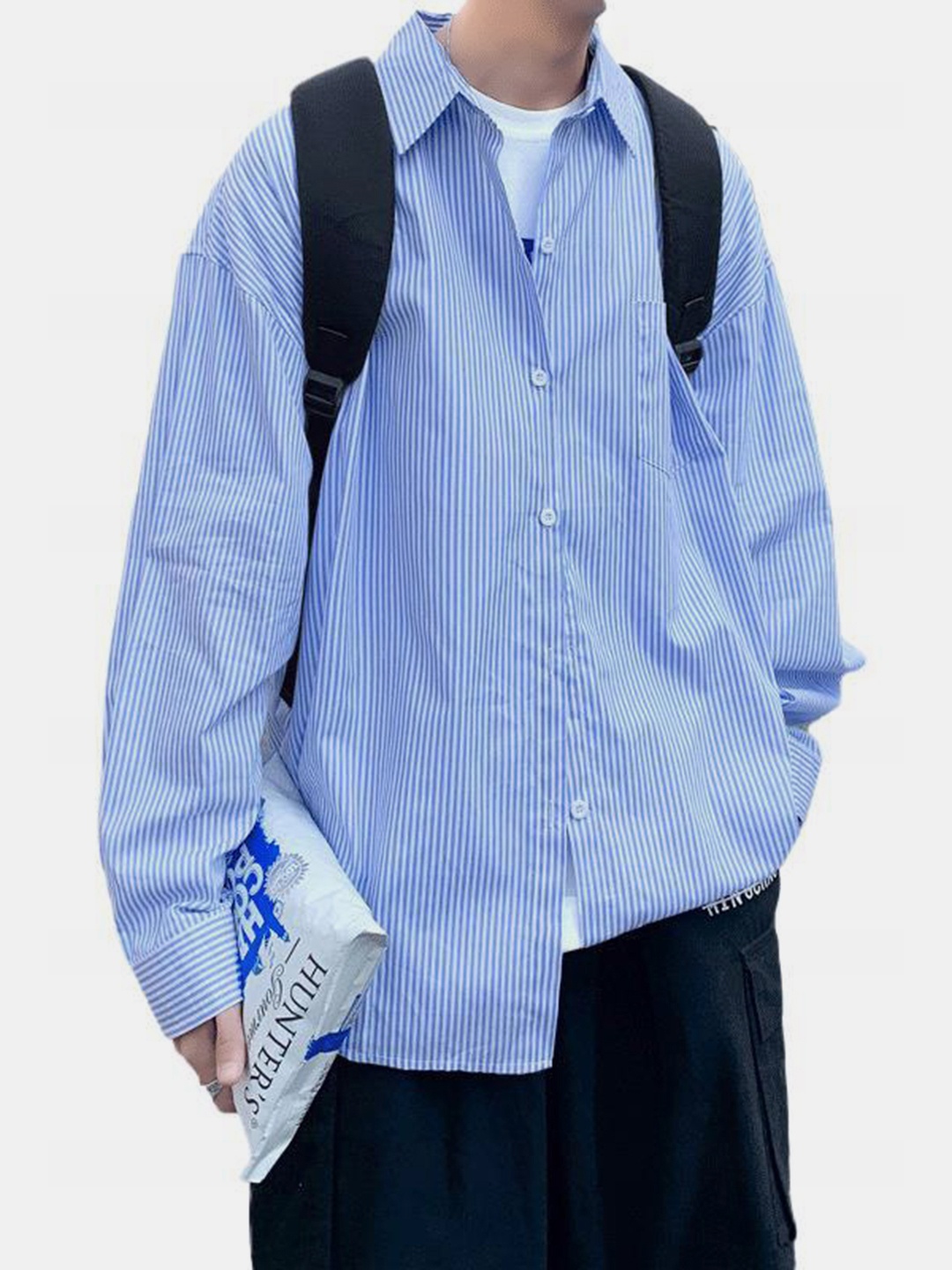 

HERE&NOW Men Oversized Fit Spread Collar Vertical Striped Cotton Casual Shirt, Blue