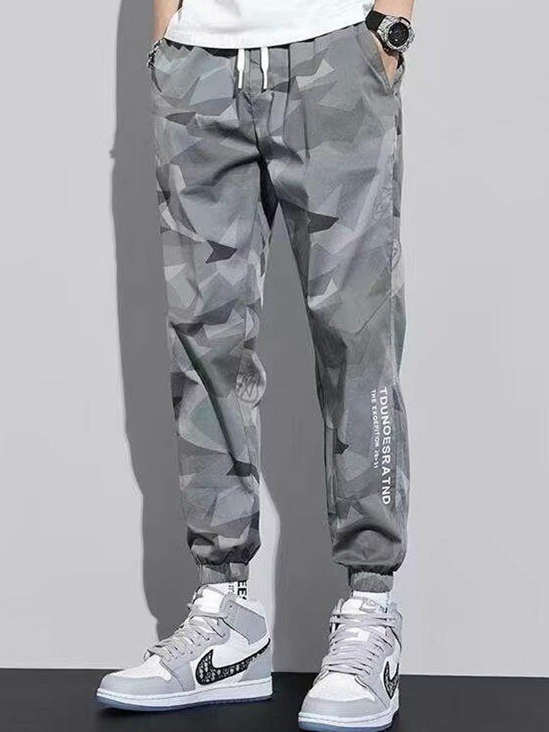 

StyleCast Men Camouflage Printed Joggers Trousers, Grey