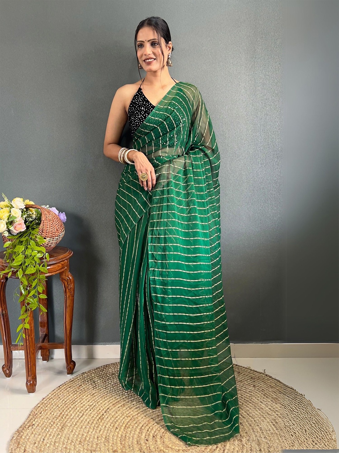 

Moda Rapido Tie and Dye Sequinned Pure Georgette Saree, Green