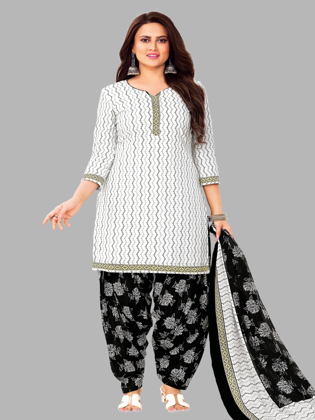 

Simmu Chevron Printed Pure Cotton Unstitched Dress Material, White