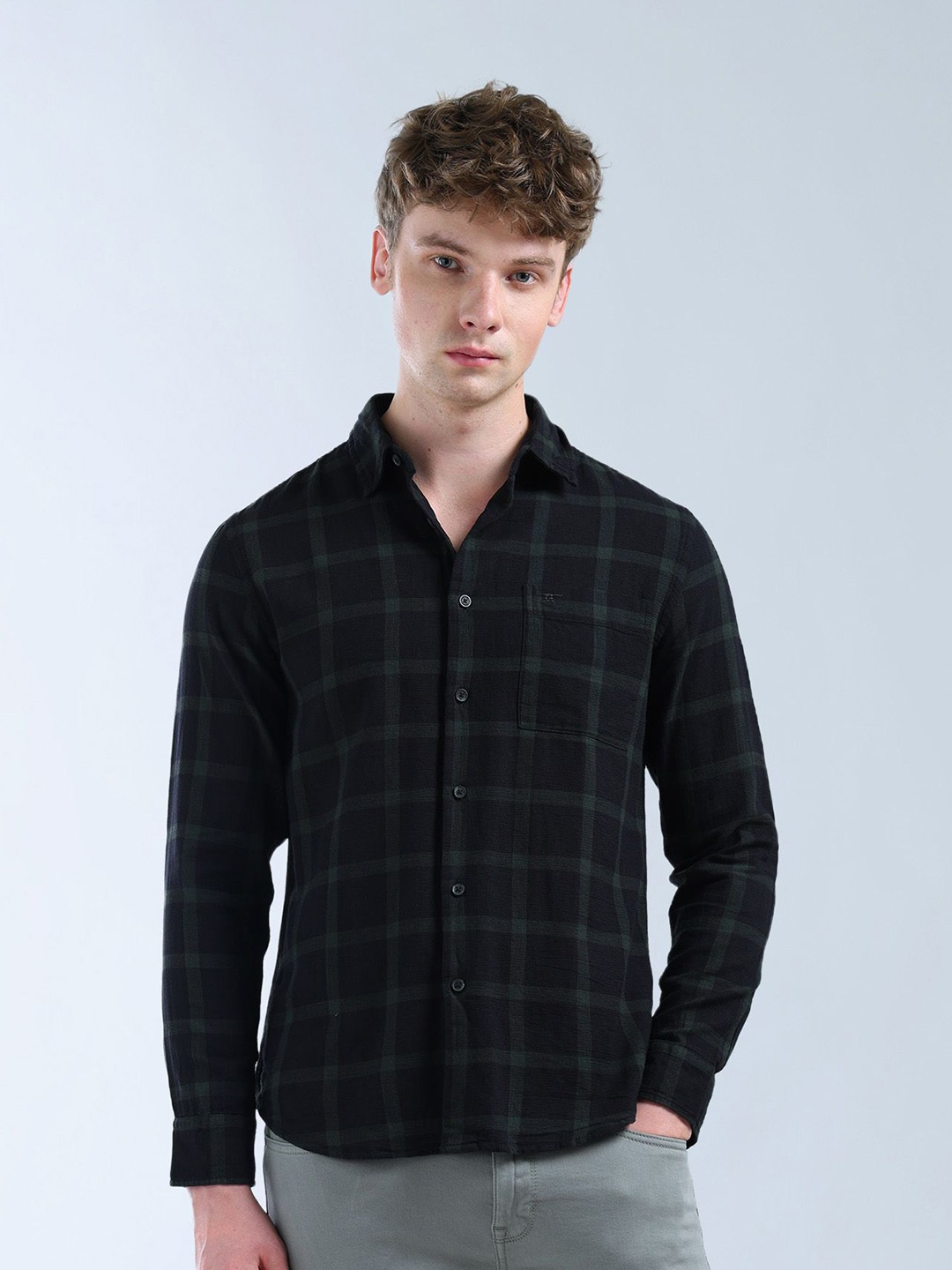 

Flying Machine Men Classic Fit Spread Collar Checked Cotton Casual Shirt, Black