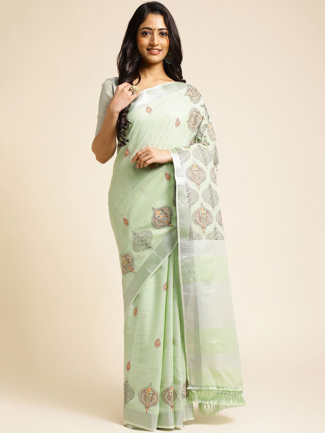 

Blissta Ethnic Motifs Embroidered Saree, Green