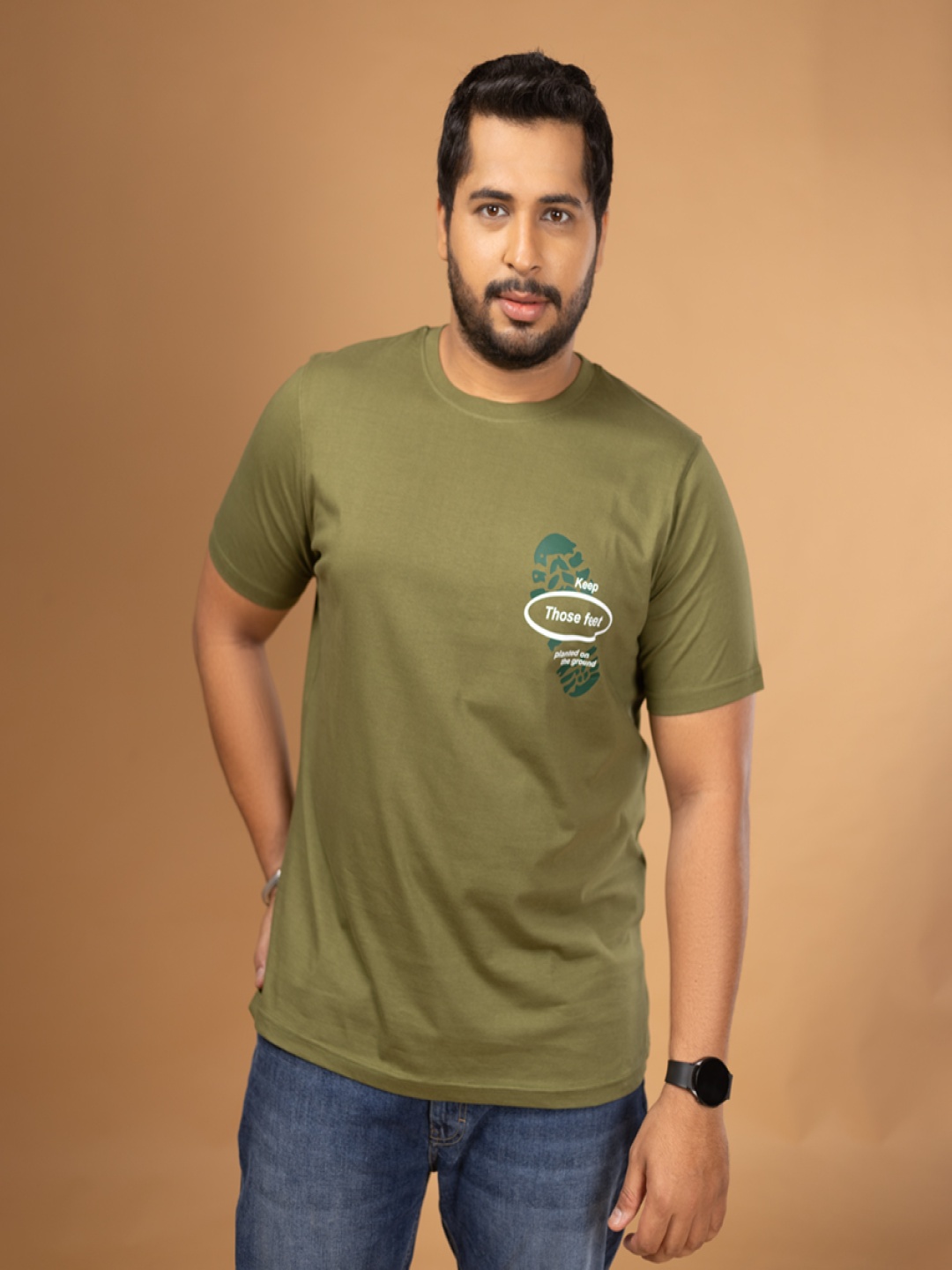 

Sizeupp Men Typography Printed T-shirt, Olive