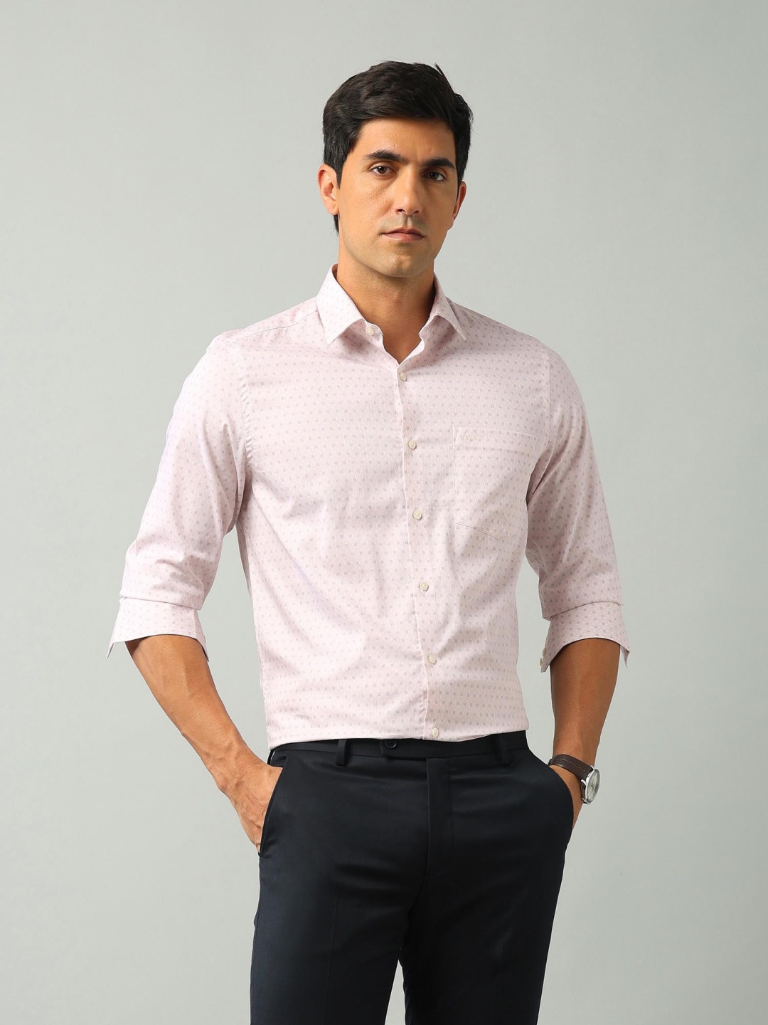 

Arrow Men Classic Fit Spread Collar Geometric Printed Cotton Formal Shirt, Pink