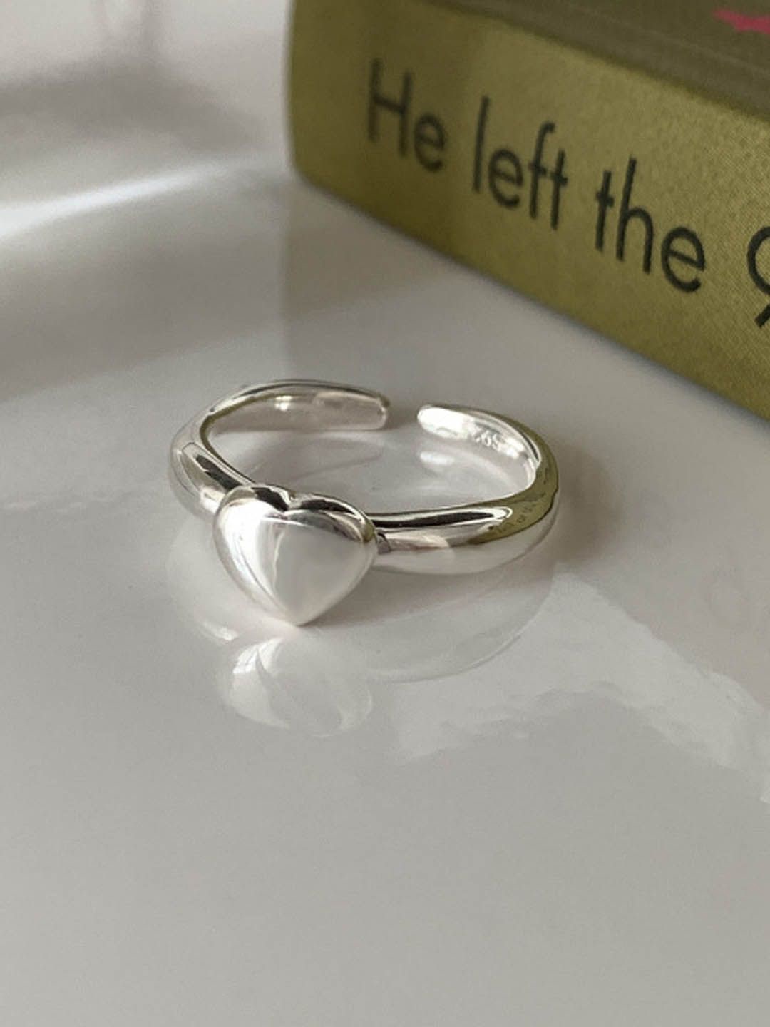 

StyleCast Silver-Toned Silver-Plated Heart Shaped Adjustable Finger Ring