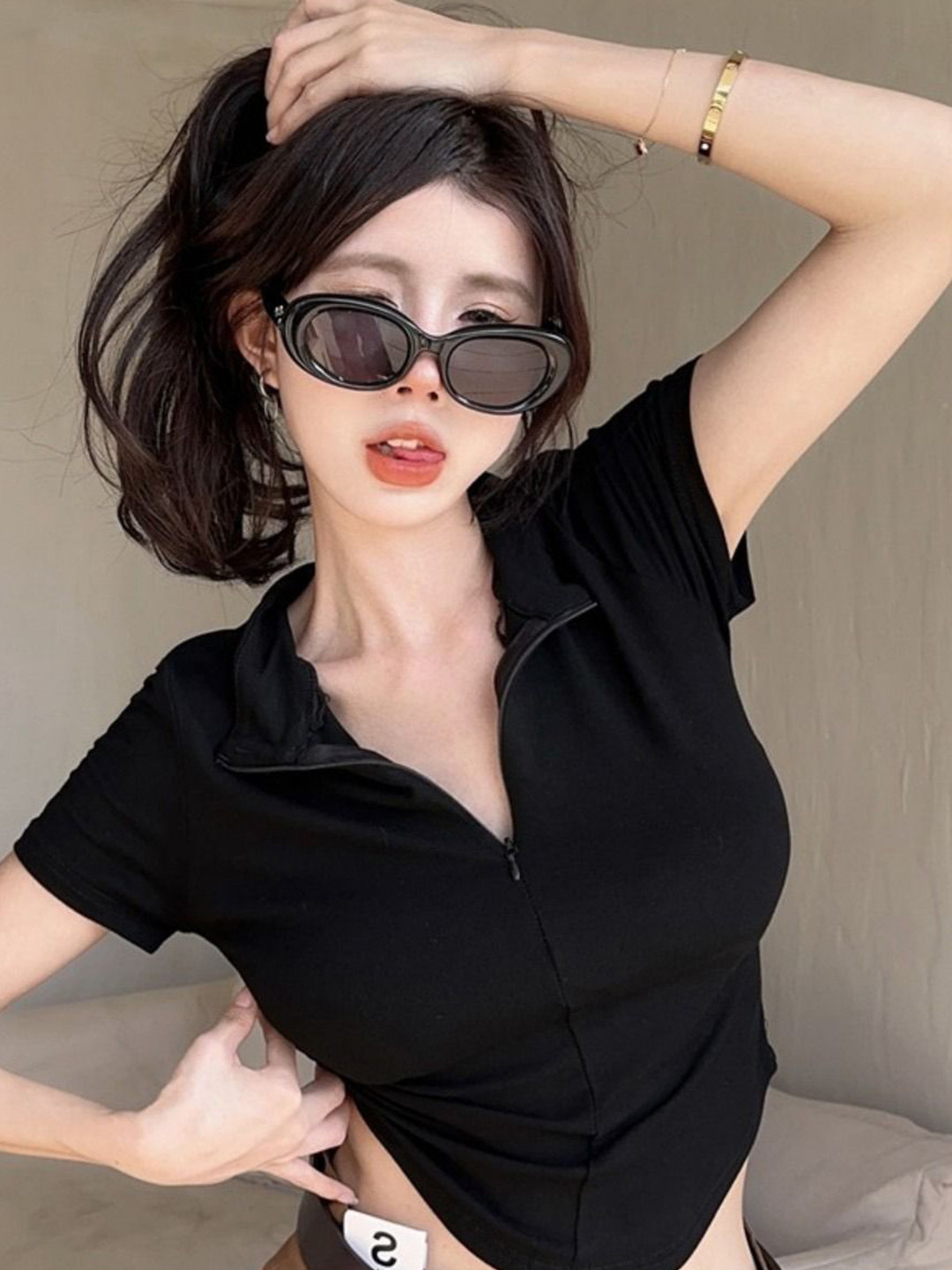 

StyleCast x Revolte Solid High Neck Short Sleeves Fitted Crop Top, Black