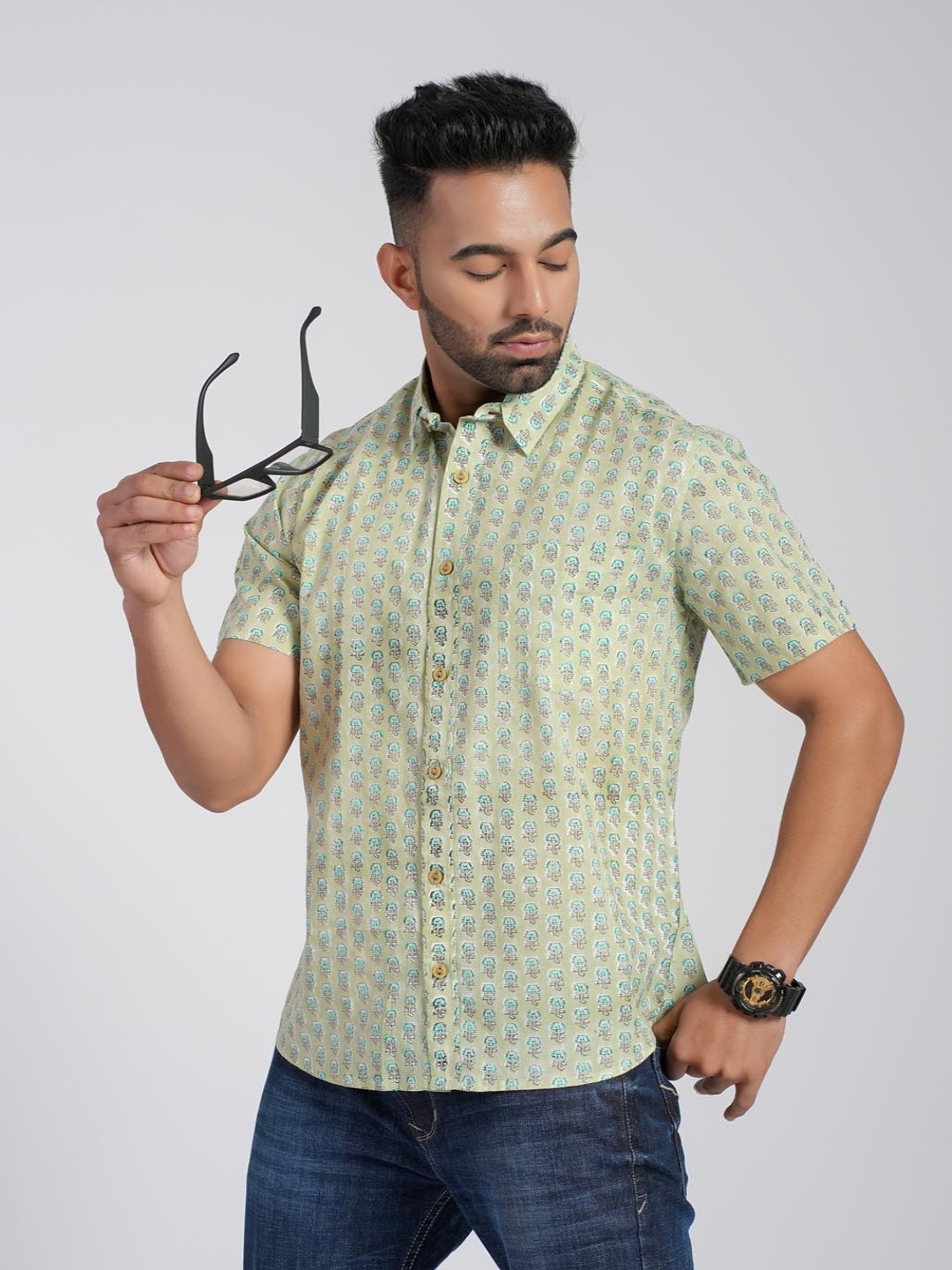 

Cotton Curio Men Comfort Opaque Printed Casual Shirt, Green