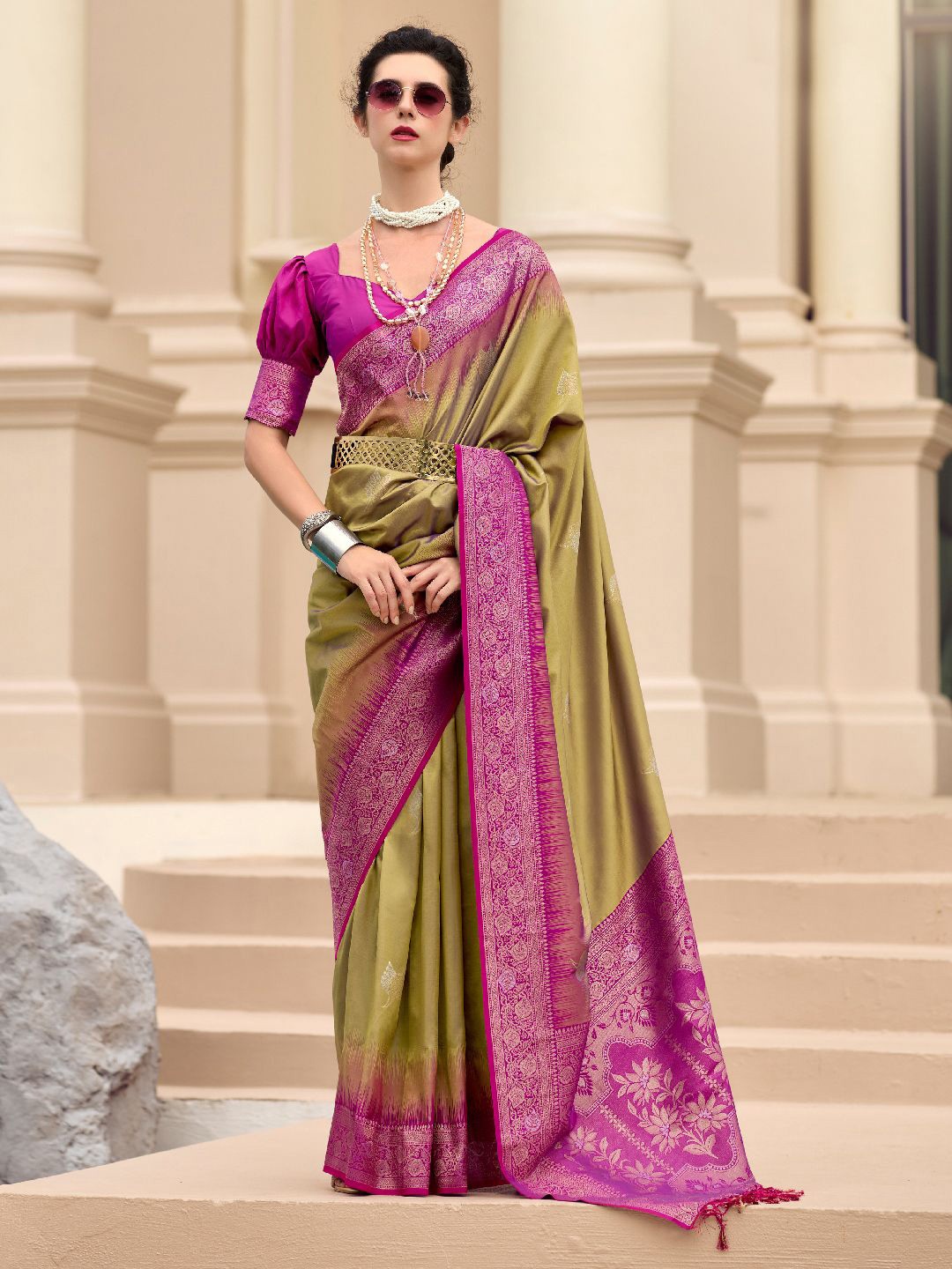 

Panzora Woven Design Zari Saree With Unstitched Blouse Piece, Lime green