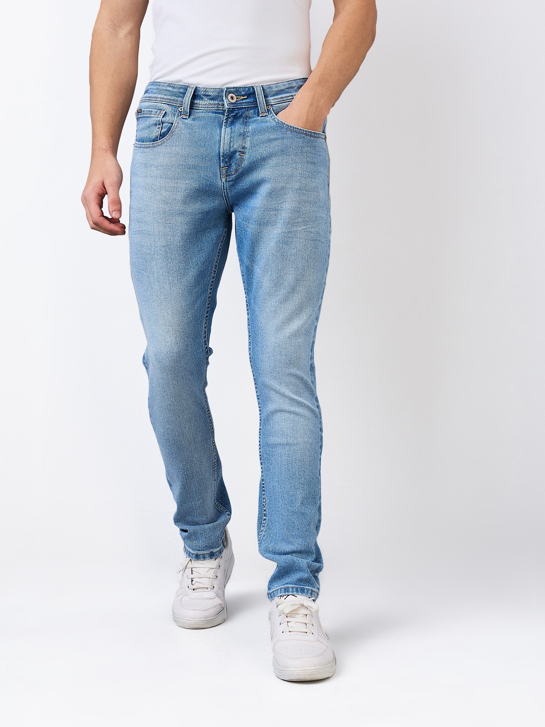 

SPYKAR Men Slim Fit Low-Rise Low Distress Cotton Jeans, Blue