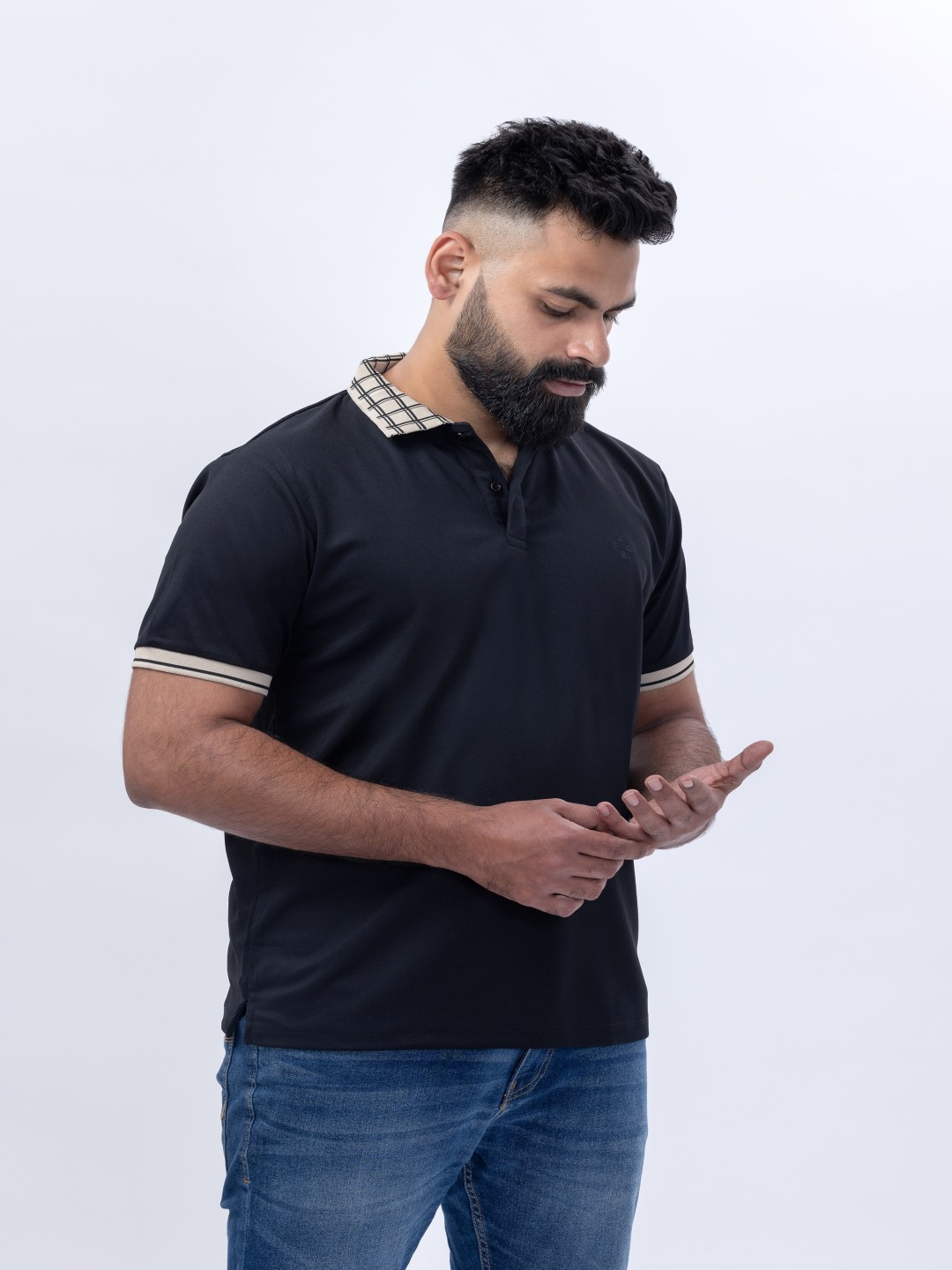 

HOUSE OF RS Men Solid Polo Collar T-shirt, Black