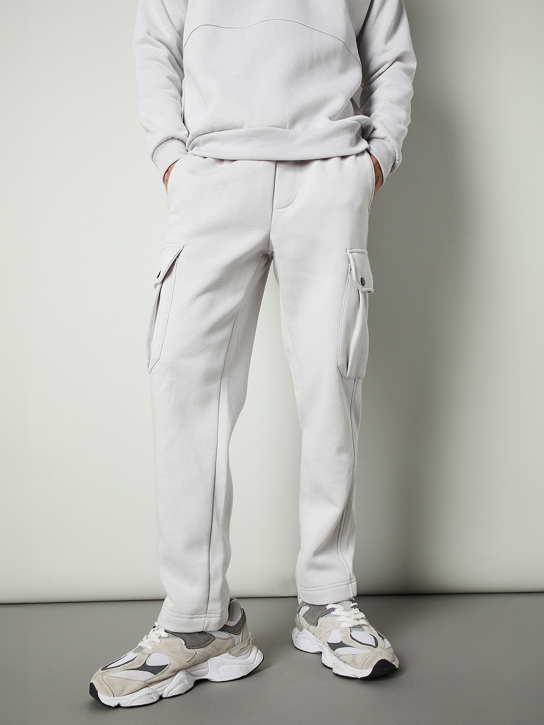 

max Men Cargos Trousers, Grey