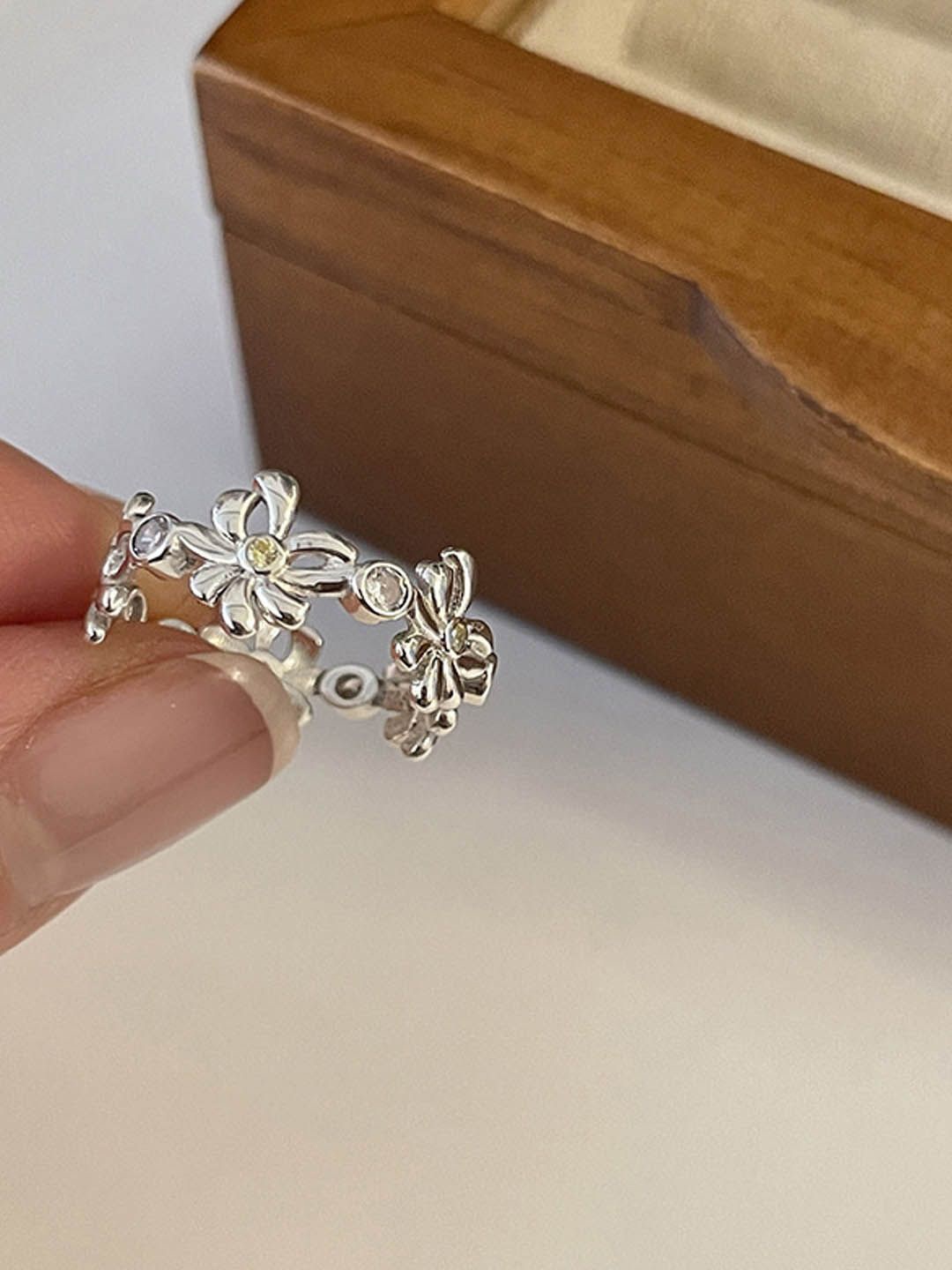 

StyleCast Artificial Intricate Textured Finger Ring, Silver