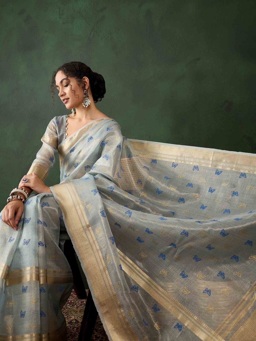 

DEVATITHI Blue Khadi Organza Saree, Cream