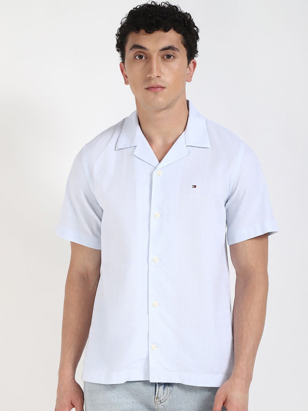 

Tommy Hilfiger Men Cuban Collar Solid Cotton Casual Shirt, Blue