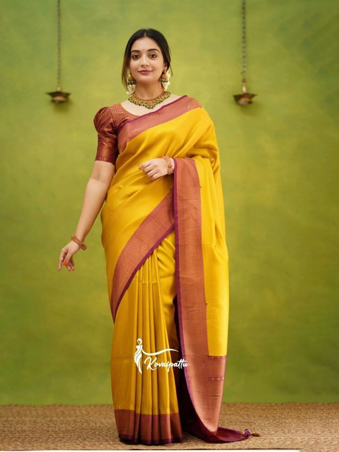 

bansari textiles Woven Design Zari Kanjeevaram Saree, Yellow