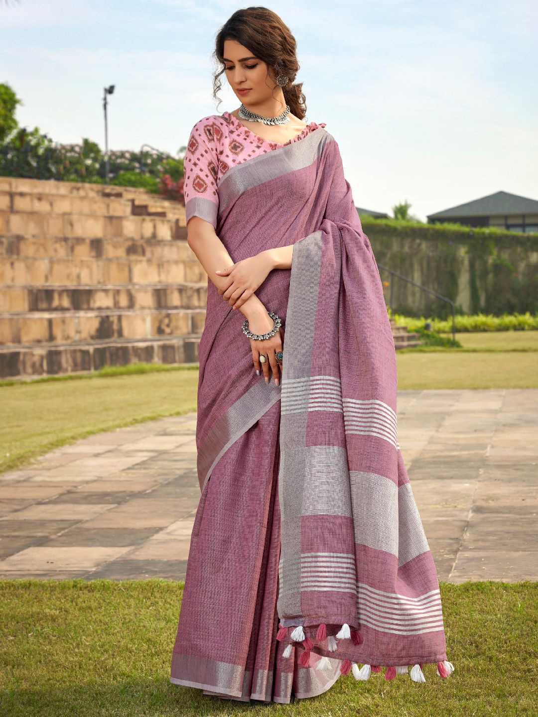 

Panzora Soft Khadi Saree With Unstitched Blouse Piece, Pink