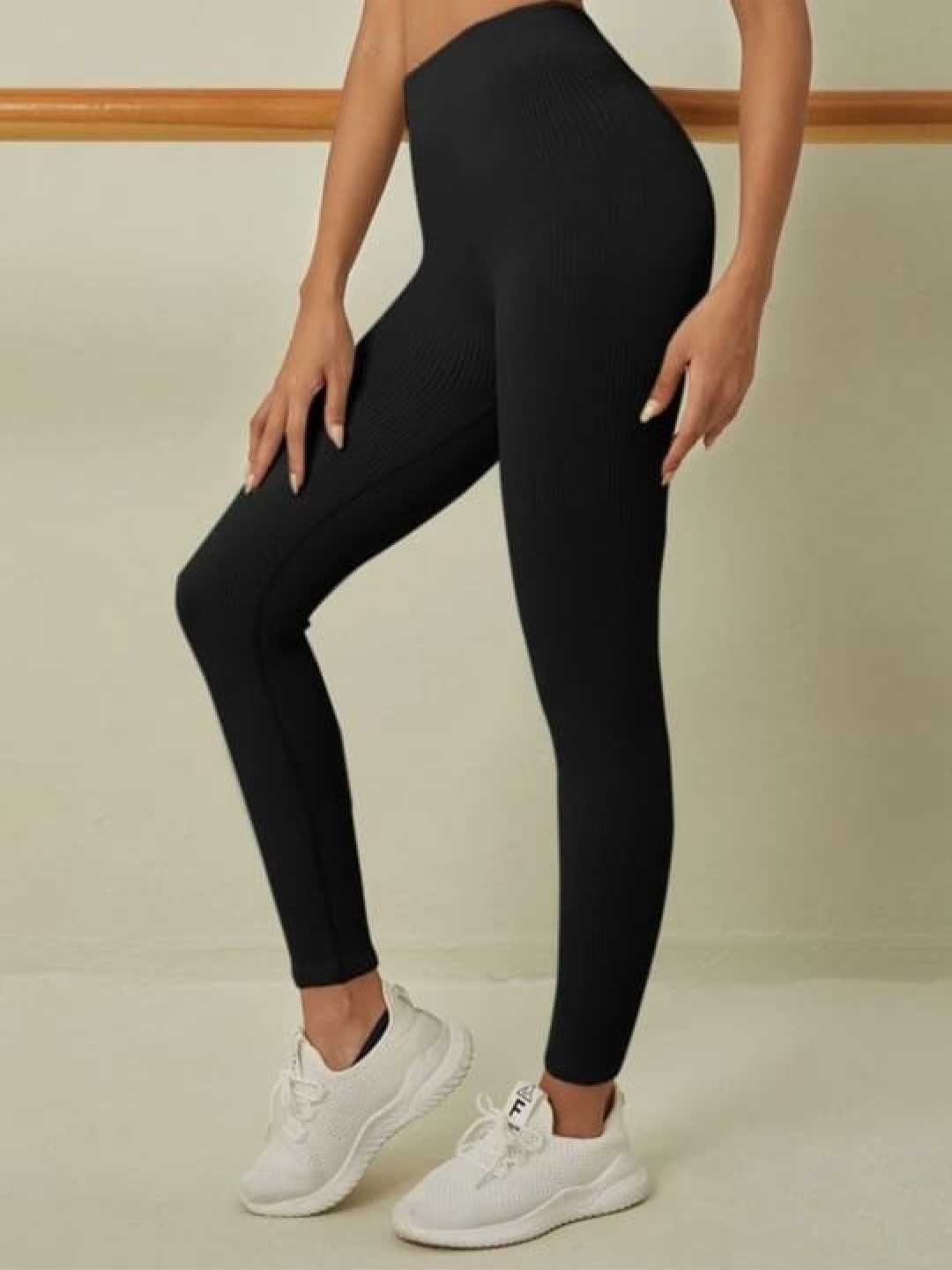 

BROADSTAR Women Slim Fit High-Rise Easy Wash Slip-On Trousers, Black