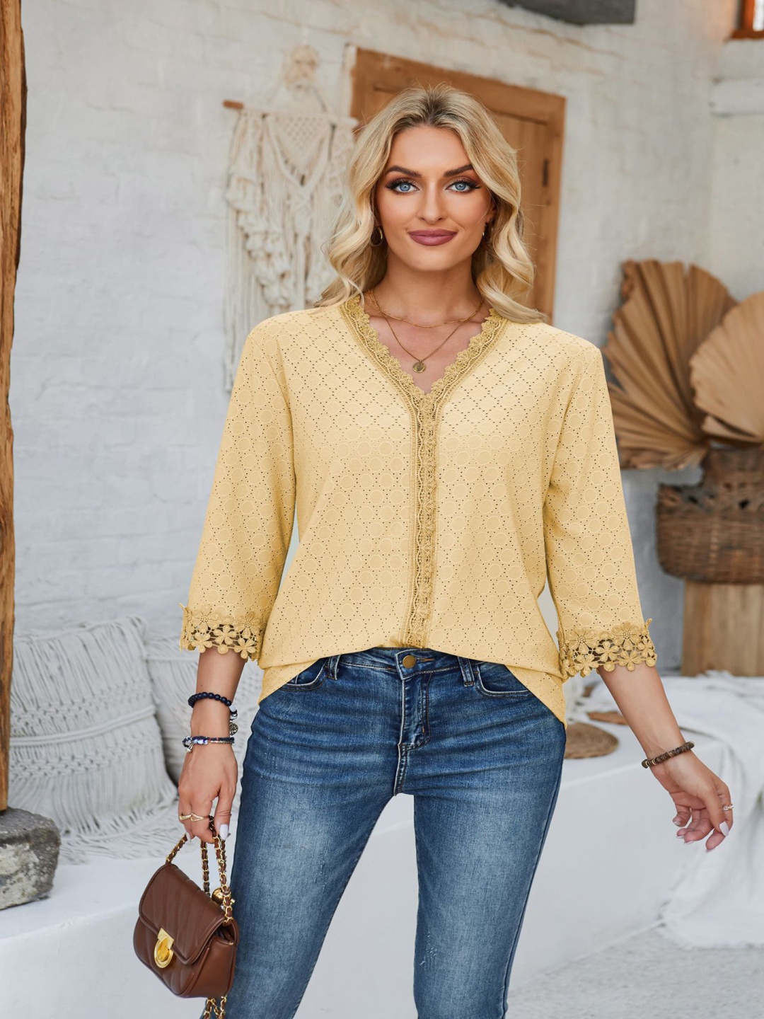 

StyleCast x Revolte Applique Peplum Top, Yellow