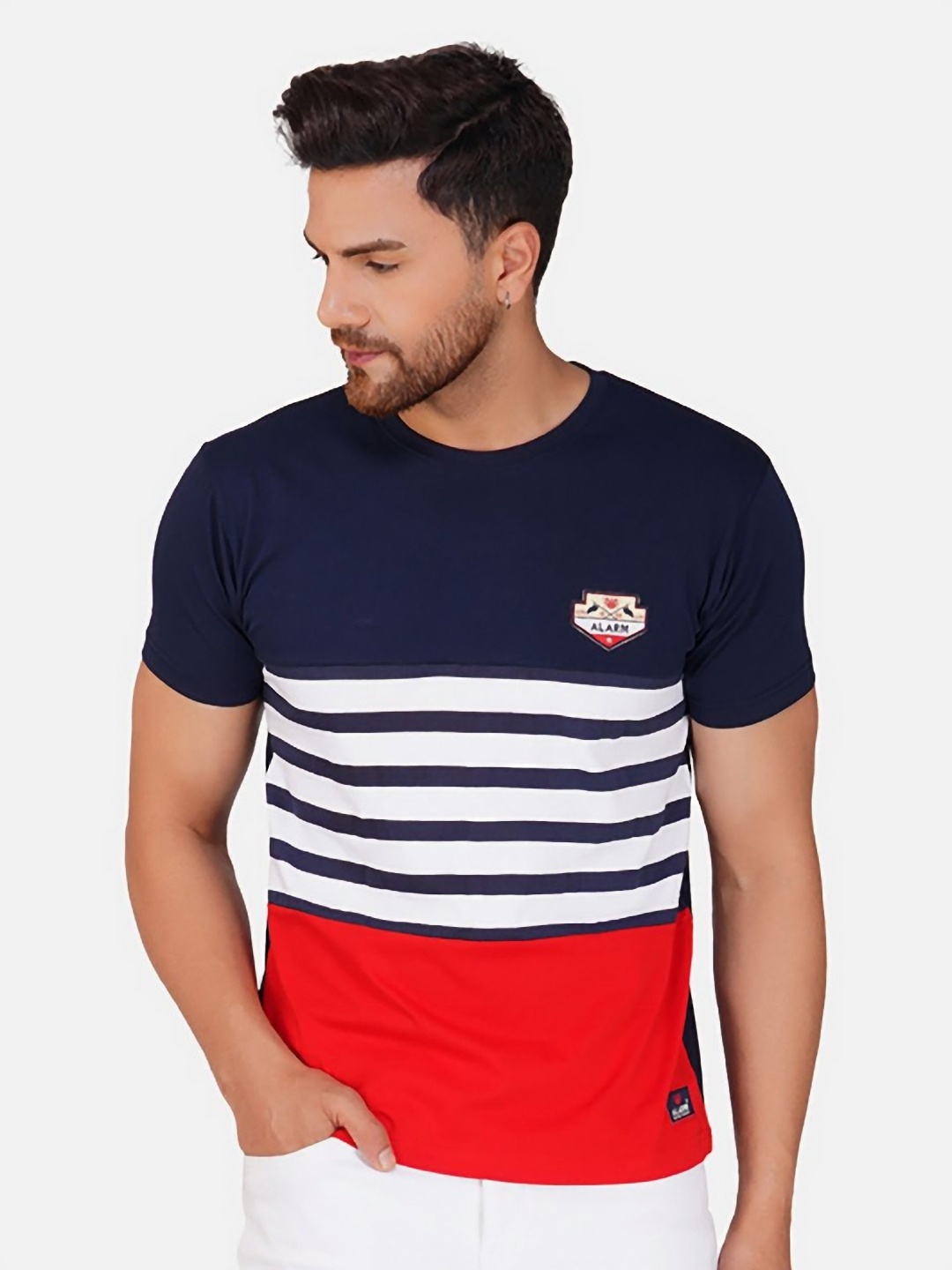 

ALARM Men Colourblocked Round Neck Cotton T-shirt, Navy blue