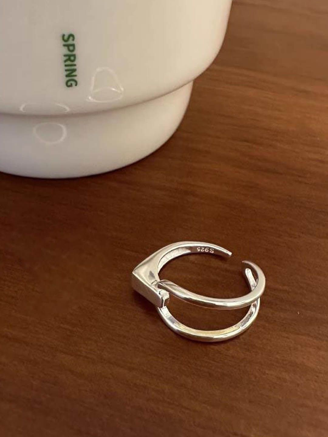 

StyleCast Elegant 925 Silver-Toned Adjustable Double Ring Finger Ring