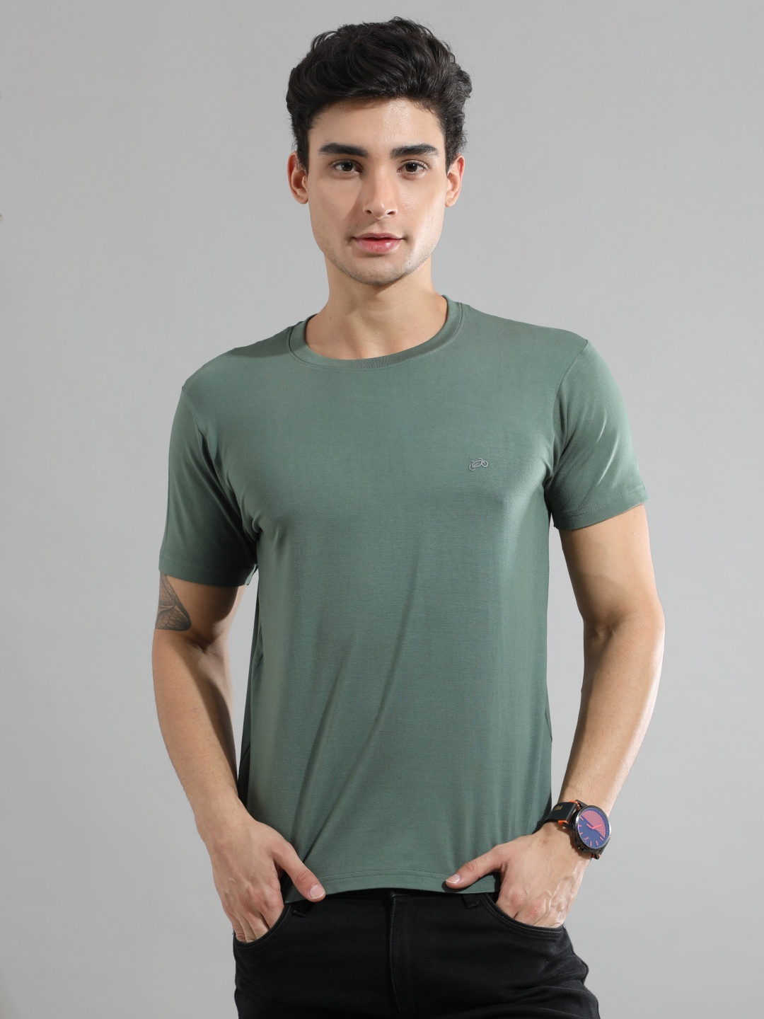 

GREEN AGE Men Bamboo Pockets T-shirt, Olive