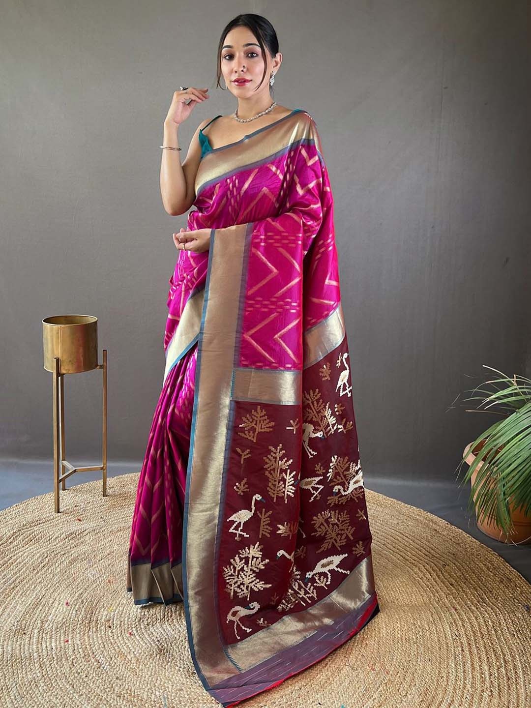 

TORONFRAS Woven Design Zari Kanjeevaram Saree, Purple