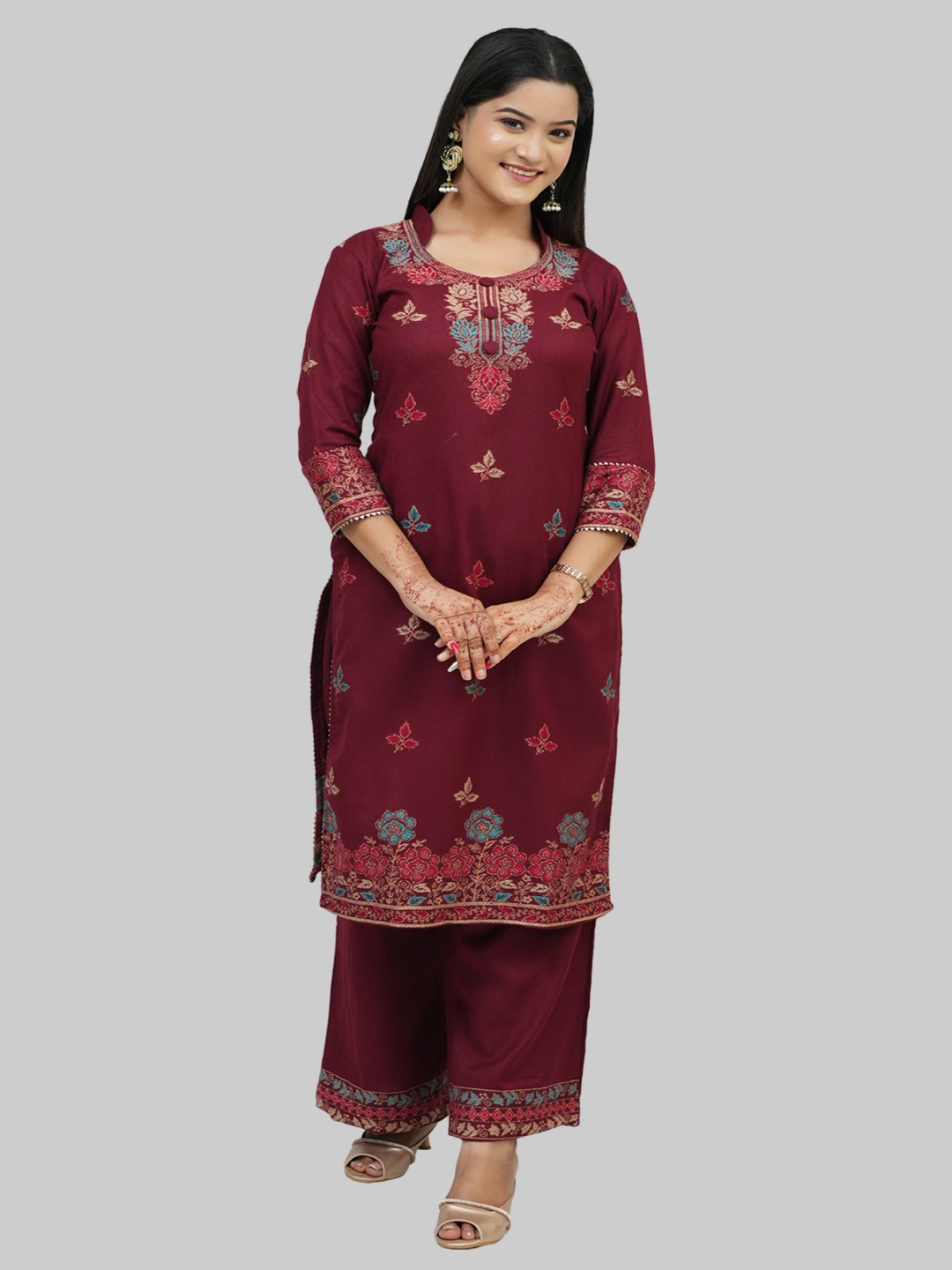 

Tones-N-Shades Floral Woven Design Velvet Unstitched Dress Material, Maroon