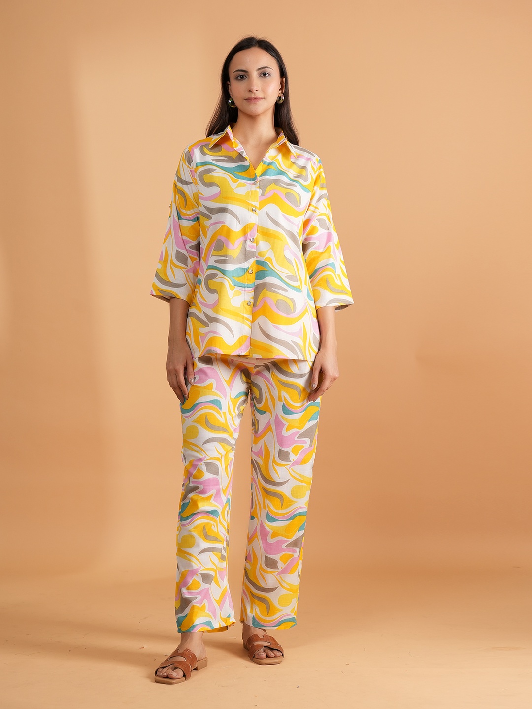 

NEYSA Abstract Printed Printed Shirt Collar Shirt With Trousers, Yellow