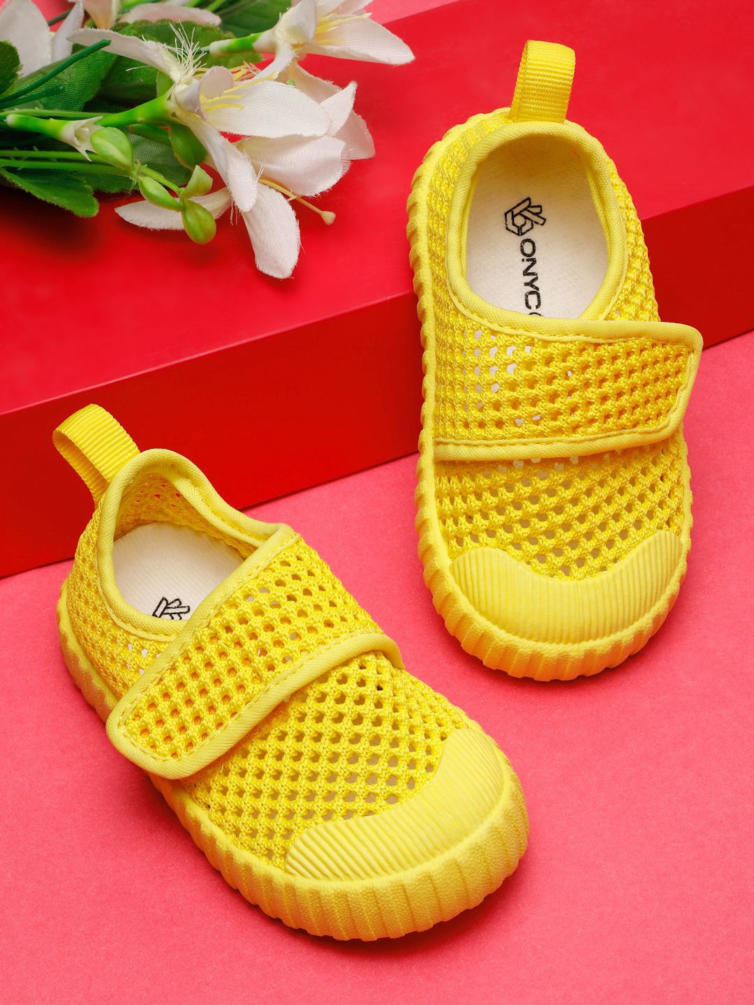 

ONYC Unisex Kids Woven Design Slip-On Sneakers, Yellow