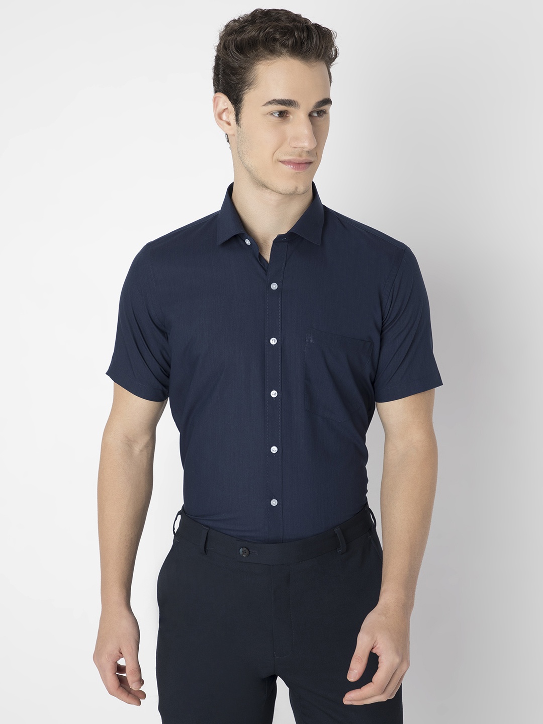 

MARK & ALBERT Men India Slim Fit Spread Collar Solid Cotton Formal Shirt, Navy blue
