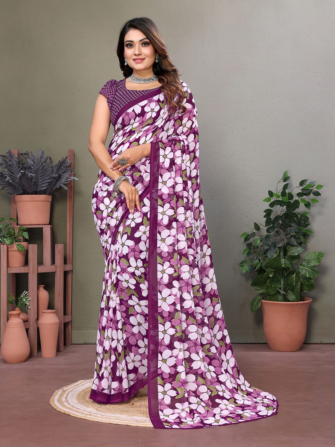 

Moda Rapido Floral Printed Saree, Purple