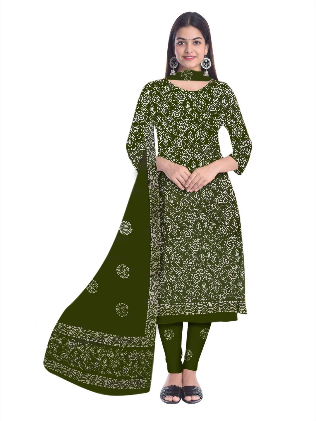 

Farooq Dyeing Floral Printed Pure Cotton Unstitched Dress Material, Green