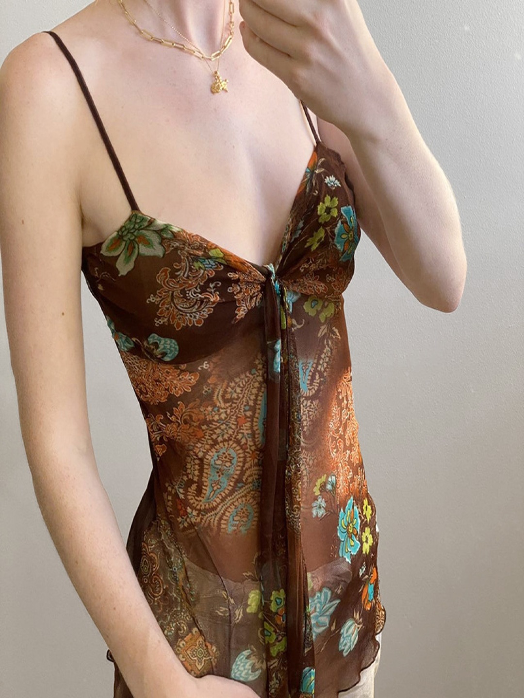 

StyleCast Women Floral Printed Shoulder Straps Fitted Top, Brown