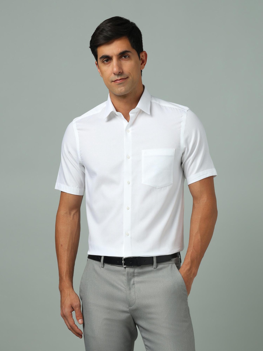 

Arrow Iconic Liberty Classic Regular Fit Solid Shirt, White