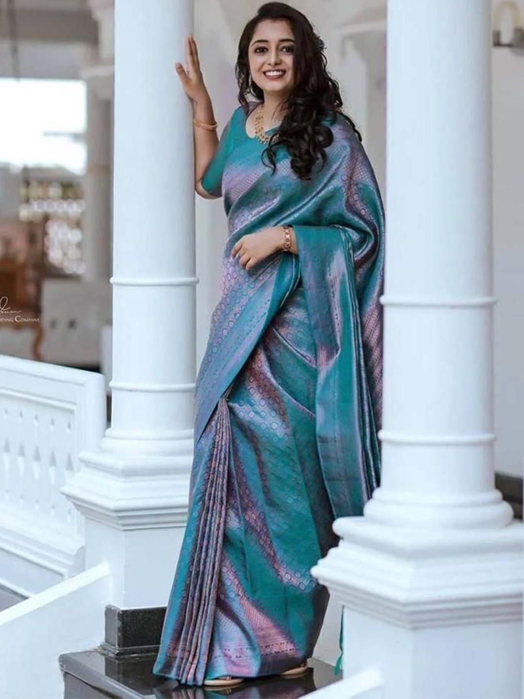 

bansari textiles Woven Design Zari Pure Cotton Kanjeevaram Saree, Blue