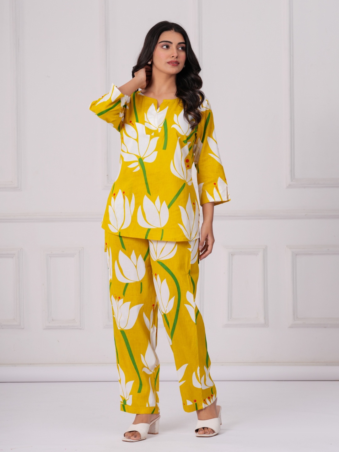 

PINGAKSH Printed Pure Cotton Top With Trousers Co-Ords, Yellow