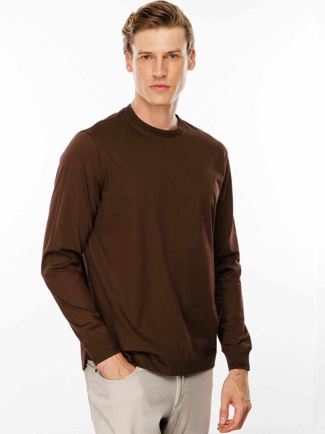 

Genzy Men Round Neck Cotton Sweatshirt, Brown