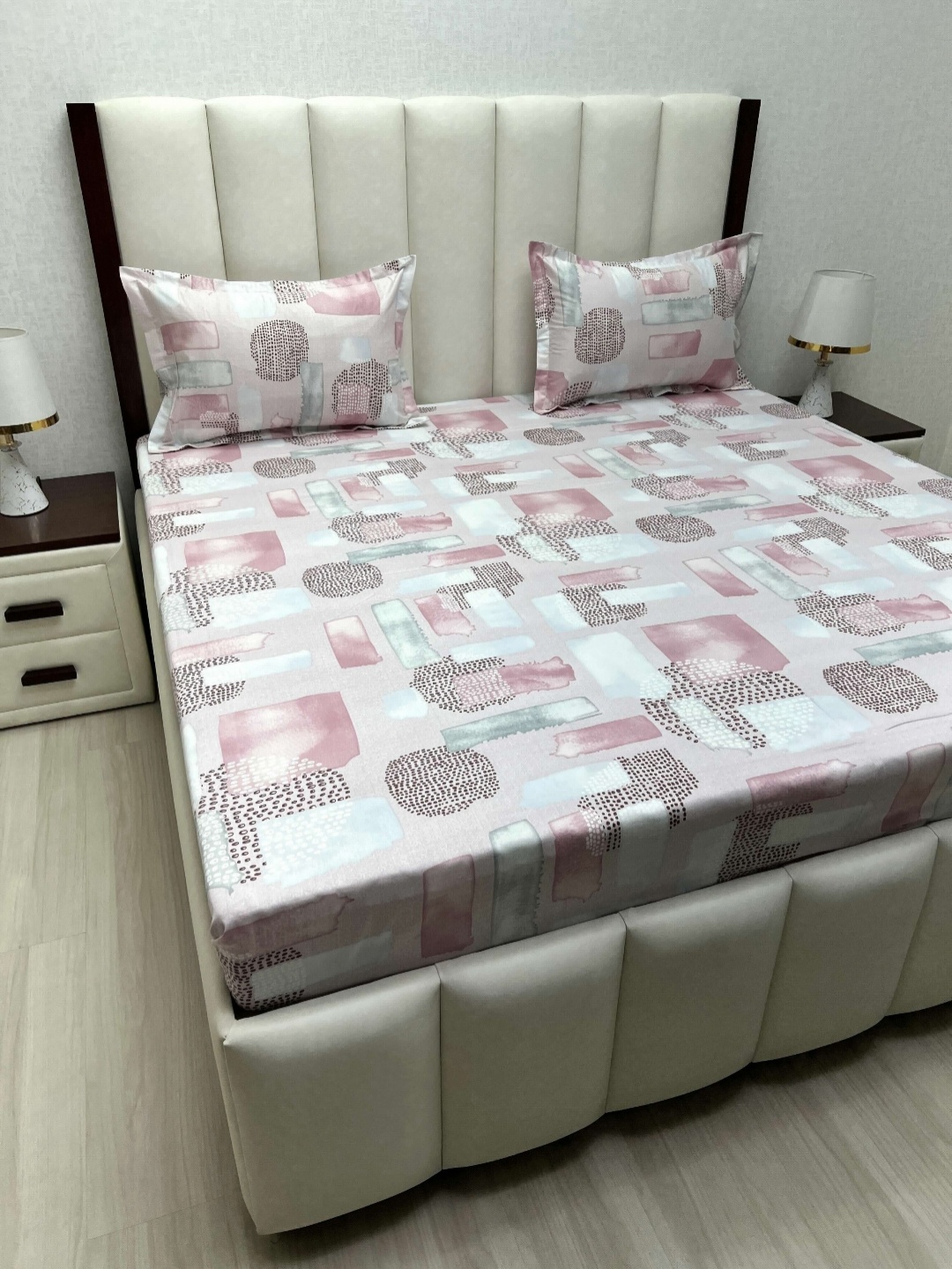 

Pure Decor Royal Passion Pink Printed 400 TC Pure Cotton Queen Bedsheet Set 2.28m x 2.54m, Grey