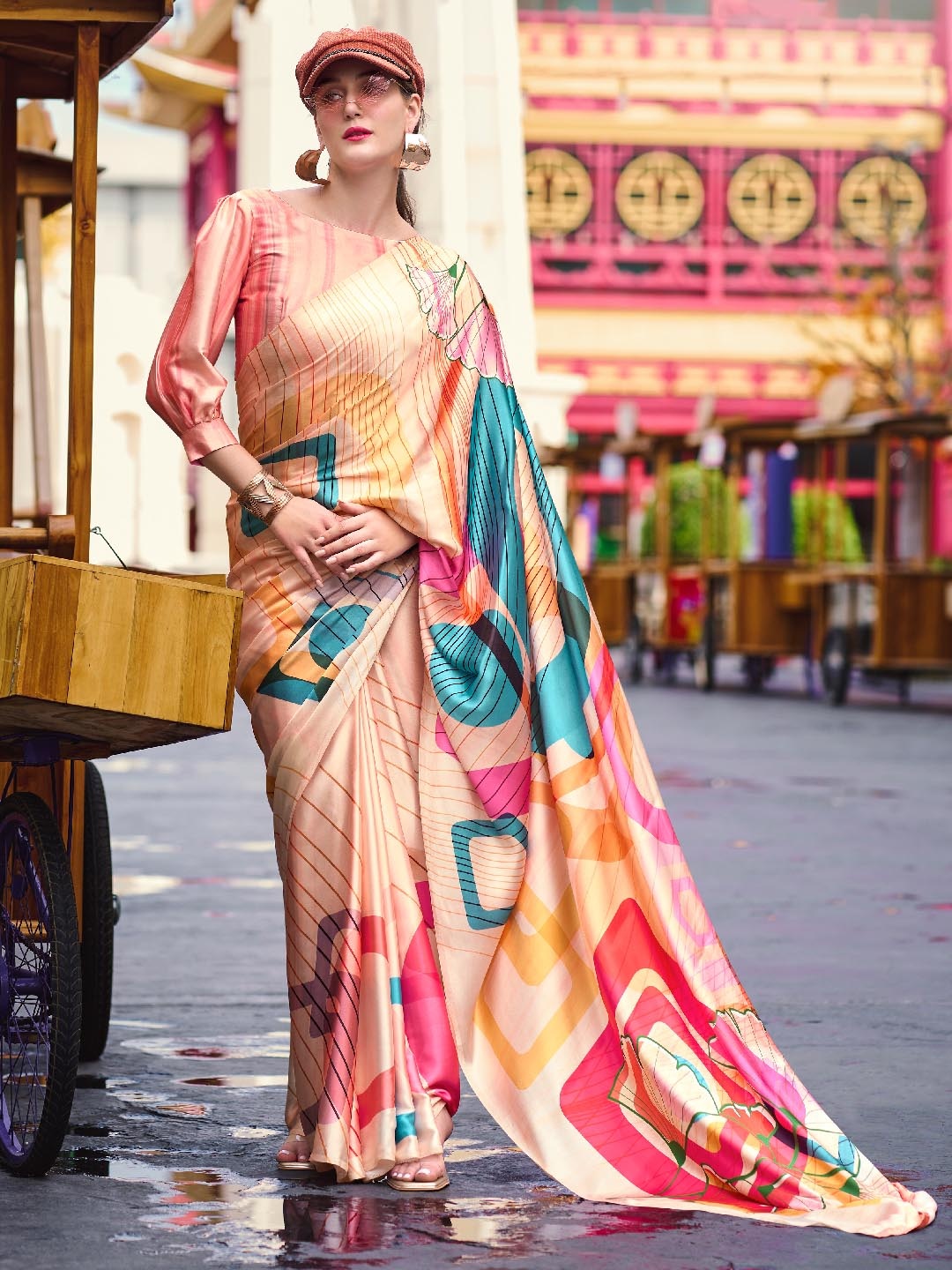 

Panzora Floral Satin Saree, Peach