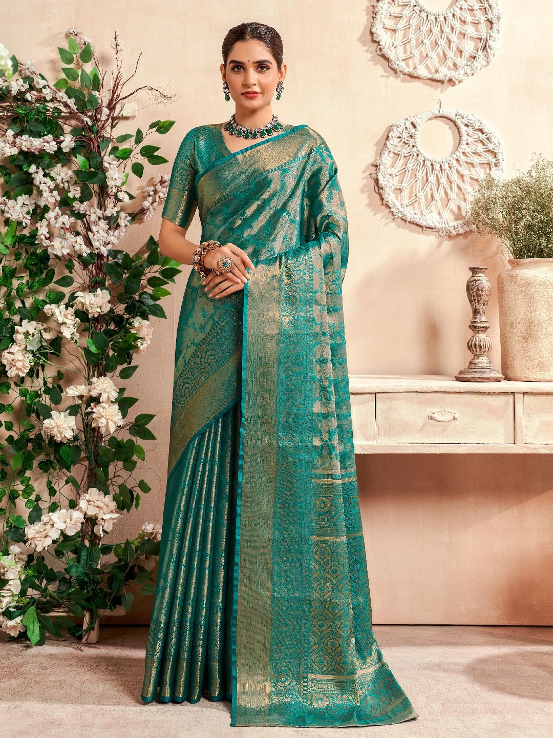 

Panzora Woven Design Zari Dharmavaram Saree, Green