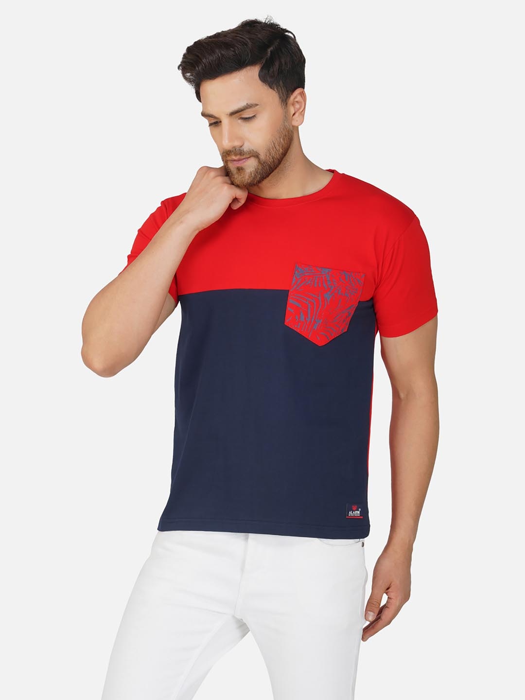 

ALARM Men Colourblocked Round Neck Cotton T-shirt, Navy blue