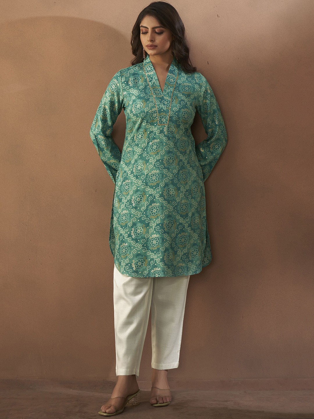 

Anouk Women Bandhani Printed Flared Sleeves Gotta Patti Kurta, Sea green