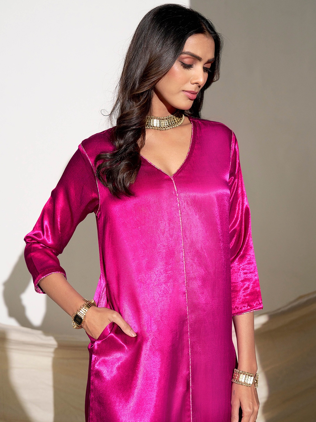 

Sangria Pink Woven Design V-Neck Straight Kurta With Trouser