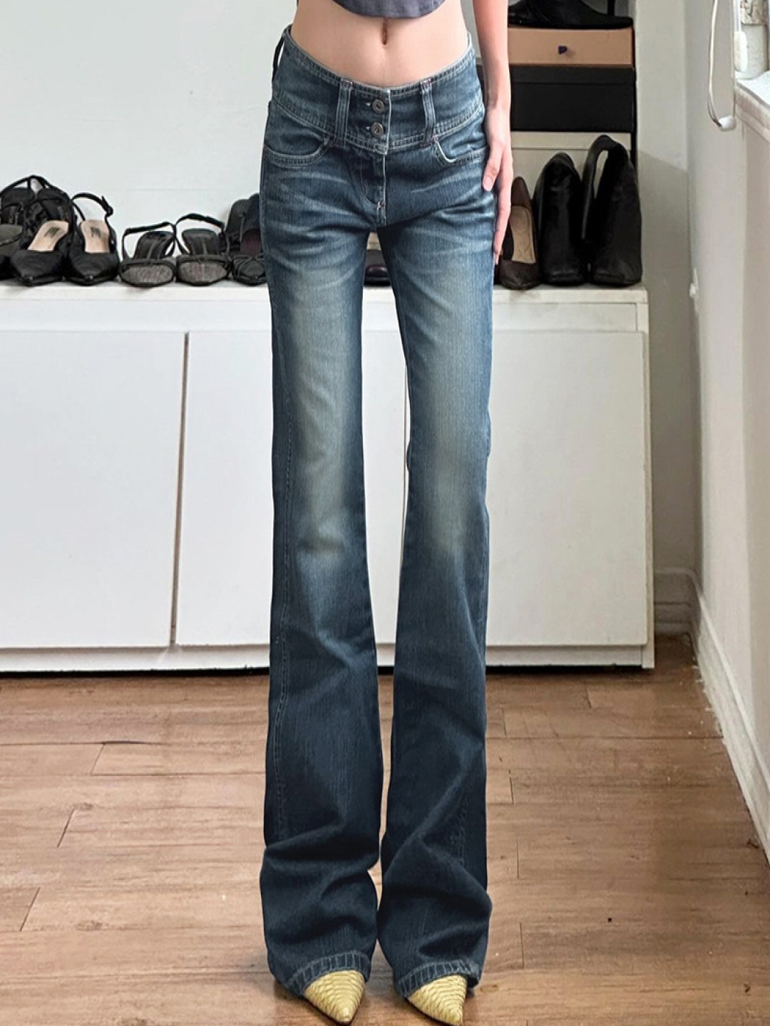 

StyleCast Women Flared Light Fade Mid-Rise Cotton Jeans, Blue