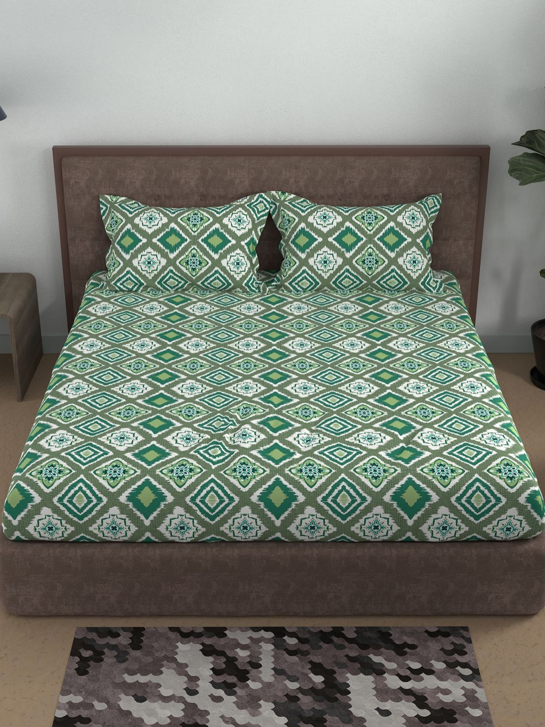 

BELLA CASA Green & White Ethnic Motifs 180 TC Queen Bedsheet Set- 2.24 m x 2.44 m
